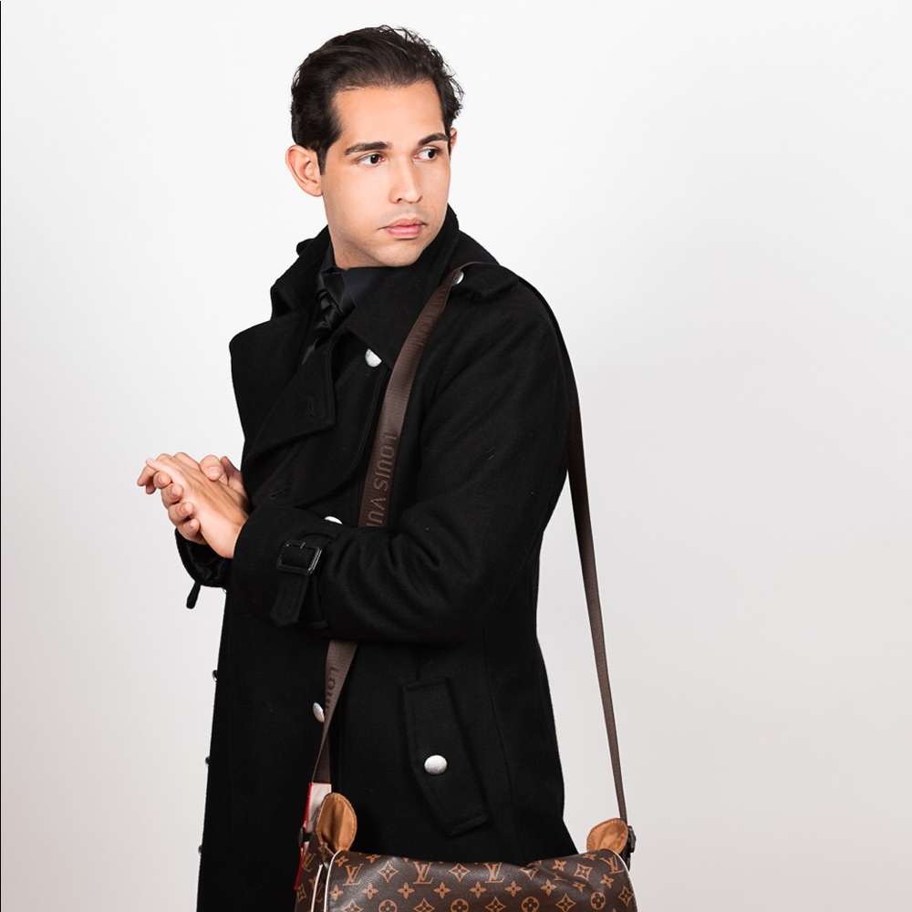 Meet your Posher, Cristian